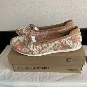 Clarkes Carly Hope Ballet Flat Taupe